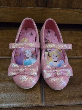 Girls Sparkle Pink Mary Jane Dress Shoes with Bow Accent